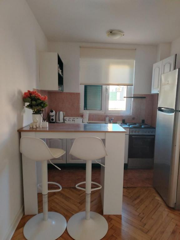 Filip Apartman - Zgrada Jolly Apartmani - 5