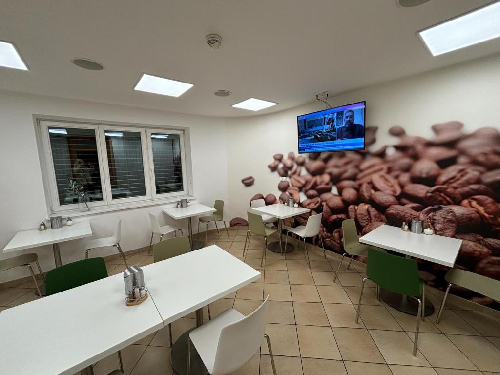 Ēdiens un dzērieni