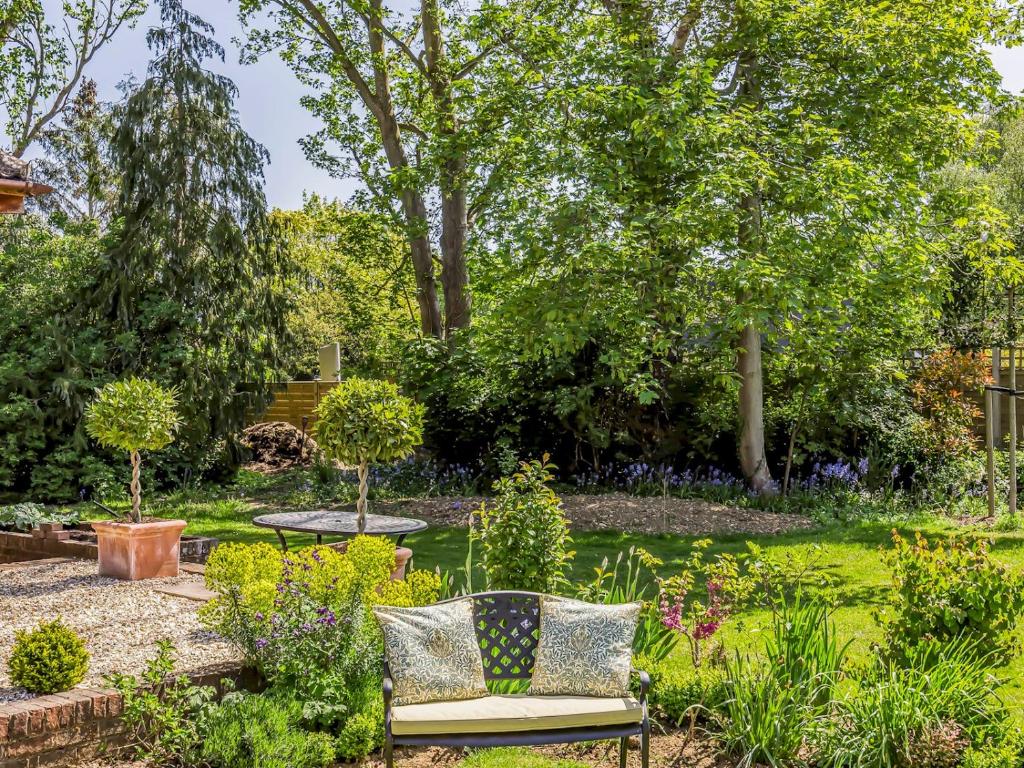 Gorgeous Bosham Family Home Pass The Keys, Bosham