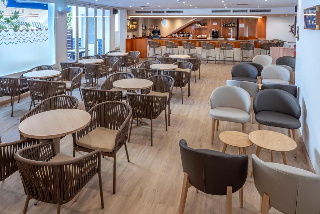 Pub/Lounge