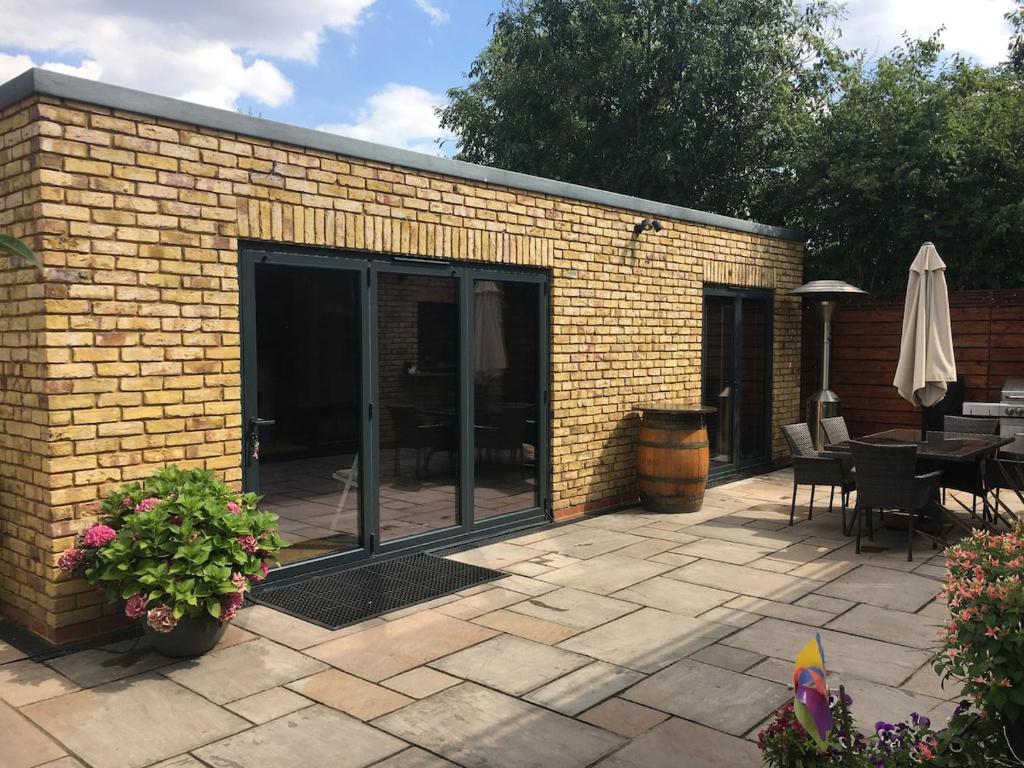 Wingfield Garden Suite, Kingston upon Thames