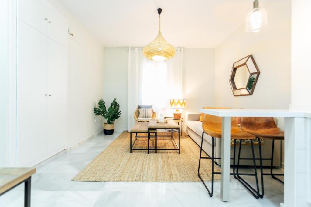 Beautiful and charming apartment 1Bd1Bth - Triana - 4