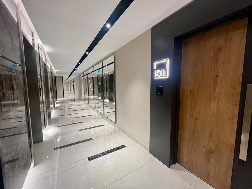 Gallery Detail: Panoramic Penthouse Apt In Diamond Of Skopje From 64