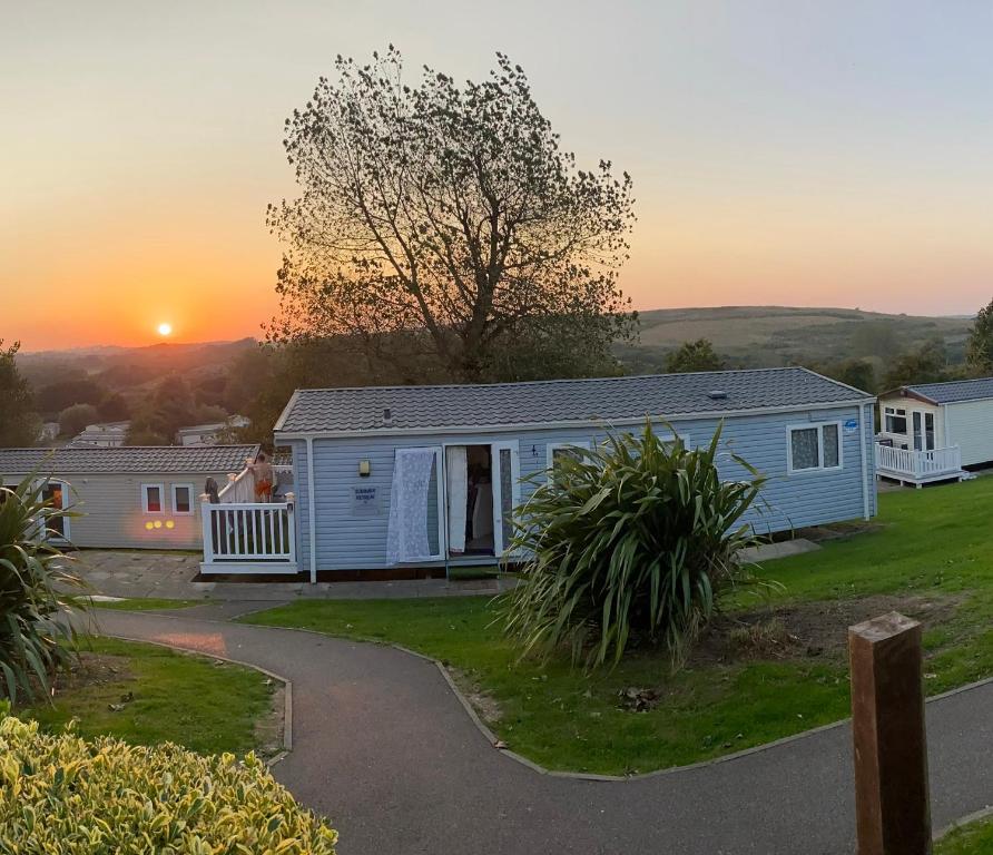 Beautiful beach themed static caravan, Hastings
