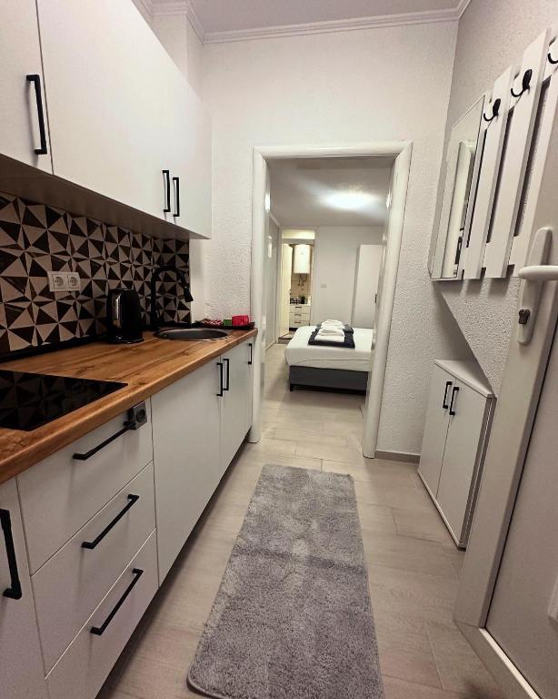 Mira Apartmani - 1