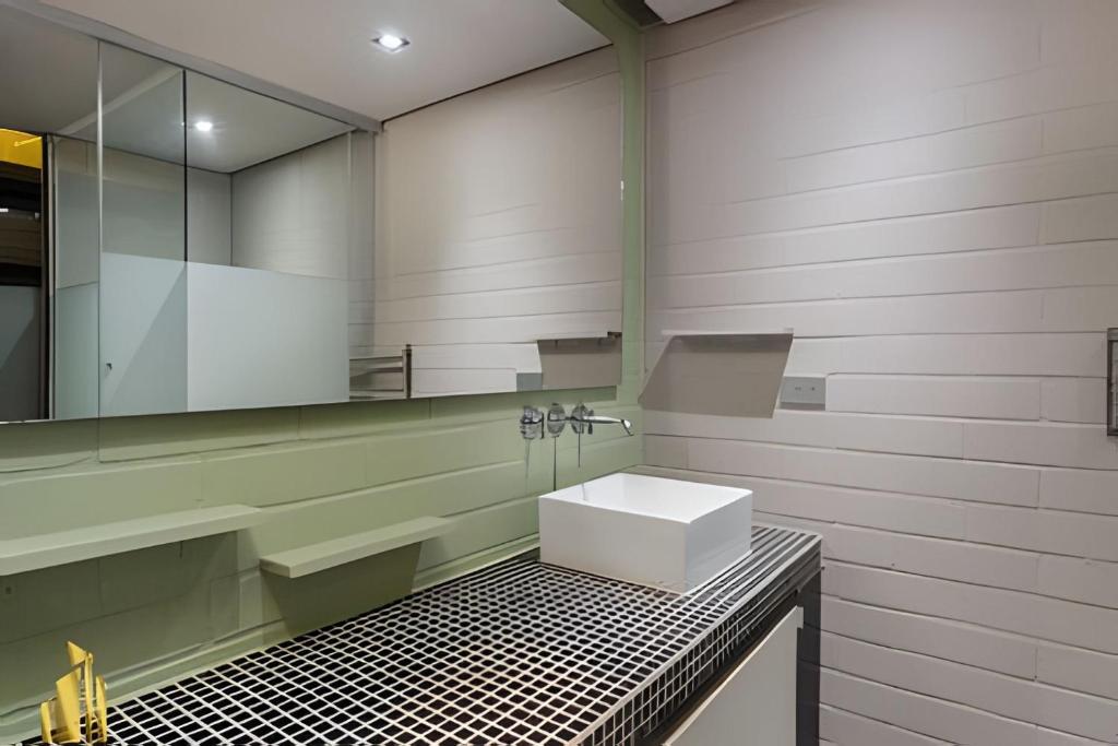 5G 702 - Loft clásico y fresco cerca de Provenza - 4