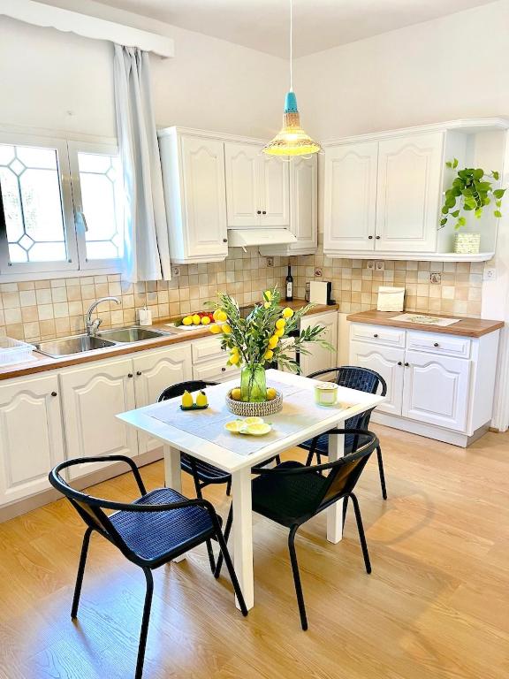 Lemon Tree House, Golden Beach, Chrissi Akti