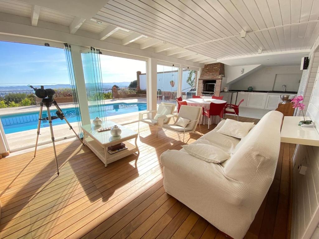House with sea views and swimming pool - 4