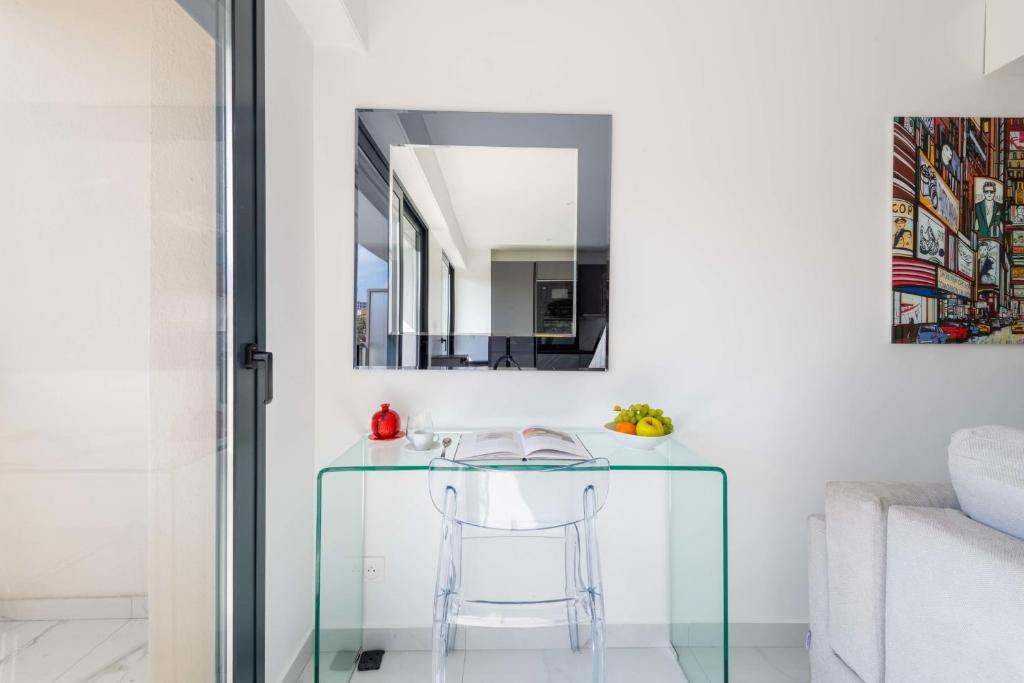 Central 1-Br with Balcony Rue dAntibes Cannes - 5