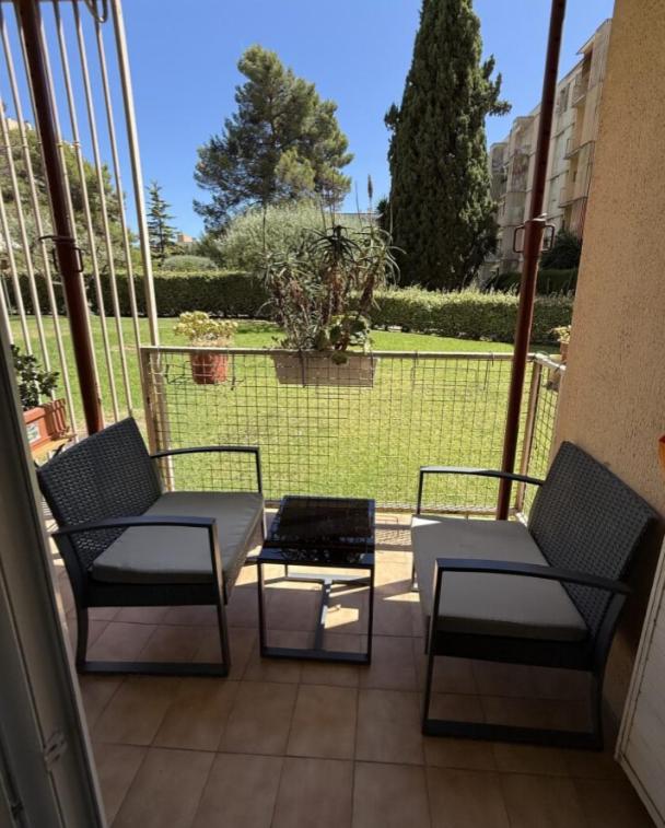 Peaceful Nice Apartment Garden View, 20 min from beach - 3