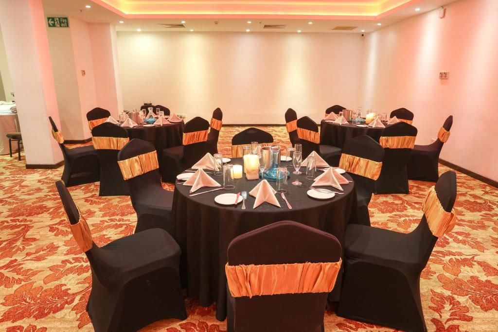 Banquet hall