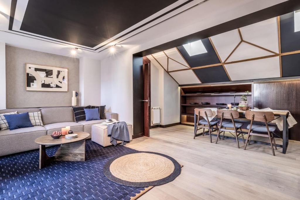 Aston - 2 bedrooms and terrace in Salamanca - 2