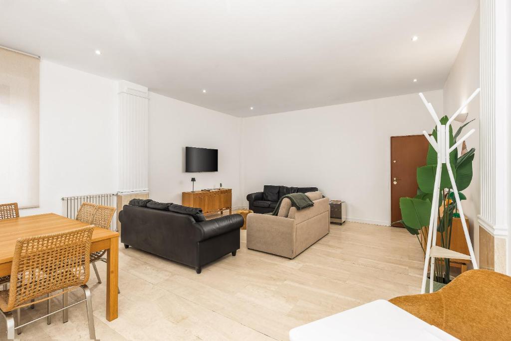 ATRHOME- Penthouse Tritone - 5