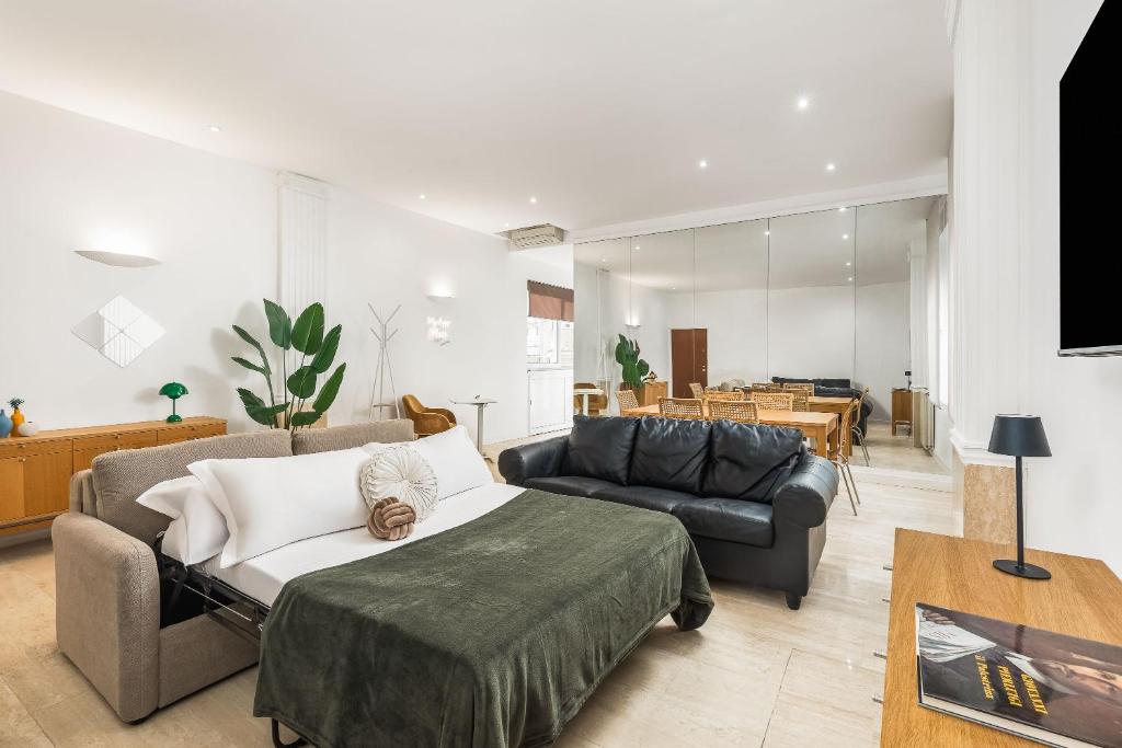 ATRHOME- Penthouse Tritone - 2