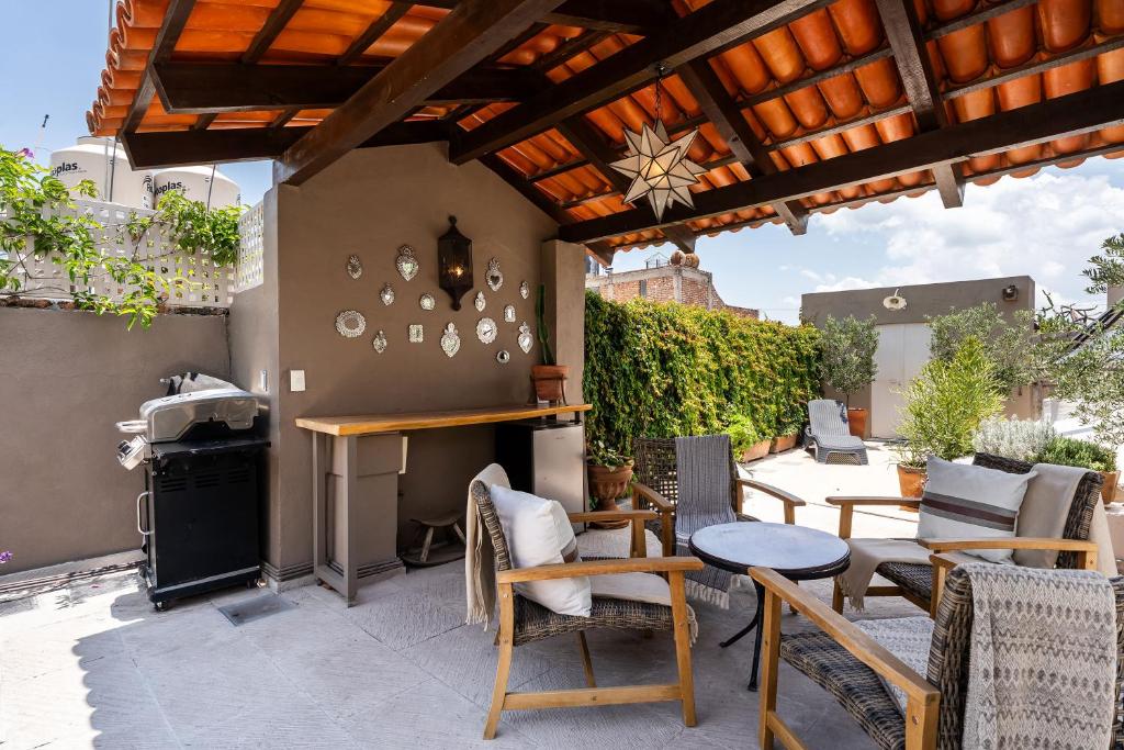 Casa Jari, 2BR Centro Home with Rooftop Terrace - 4
