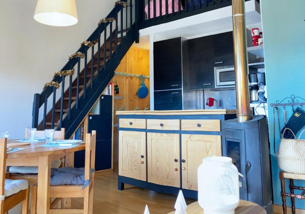 Duplex vue panoramique, balcon, baignoire, parking - 2