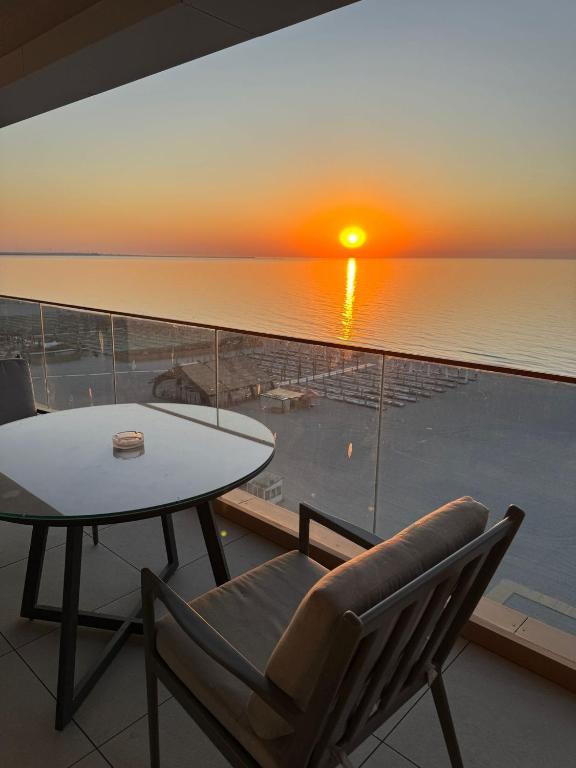 JRR FrontSea in Axxis Nova, Mamaia