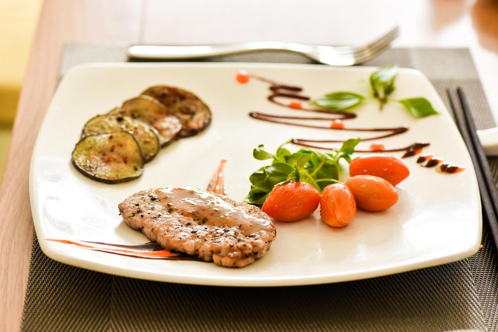 อาหารและเครื่องดื่ม