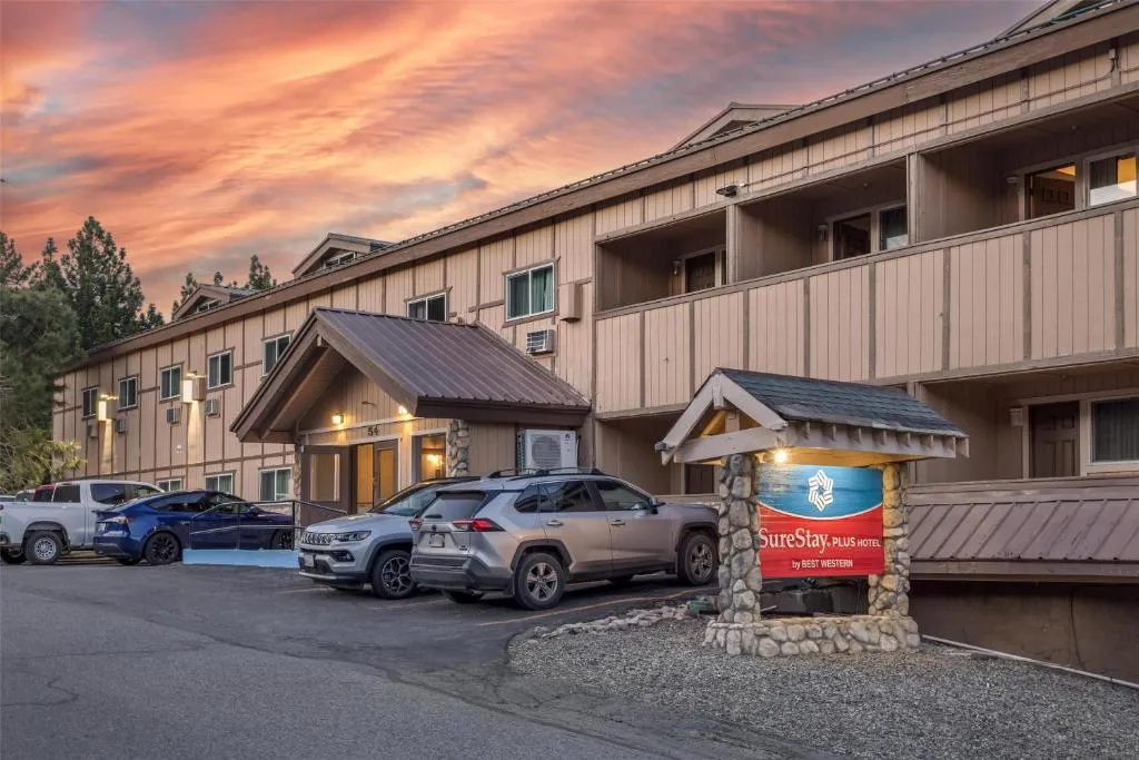 SureStay Plus Hotel by Best Western Mammoth Lakes，位于马姆莫斯湖的酒店