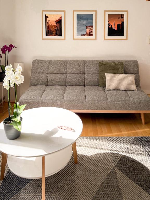 Stylish 2BR Nest near Bascarsija and Cafes - 2