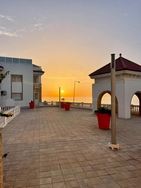 Al Hoceima Hay Bades Villa، فندق في الحسيمة