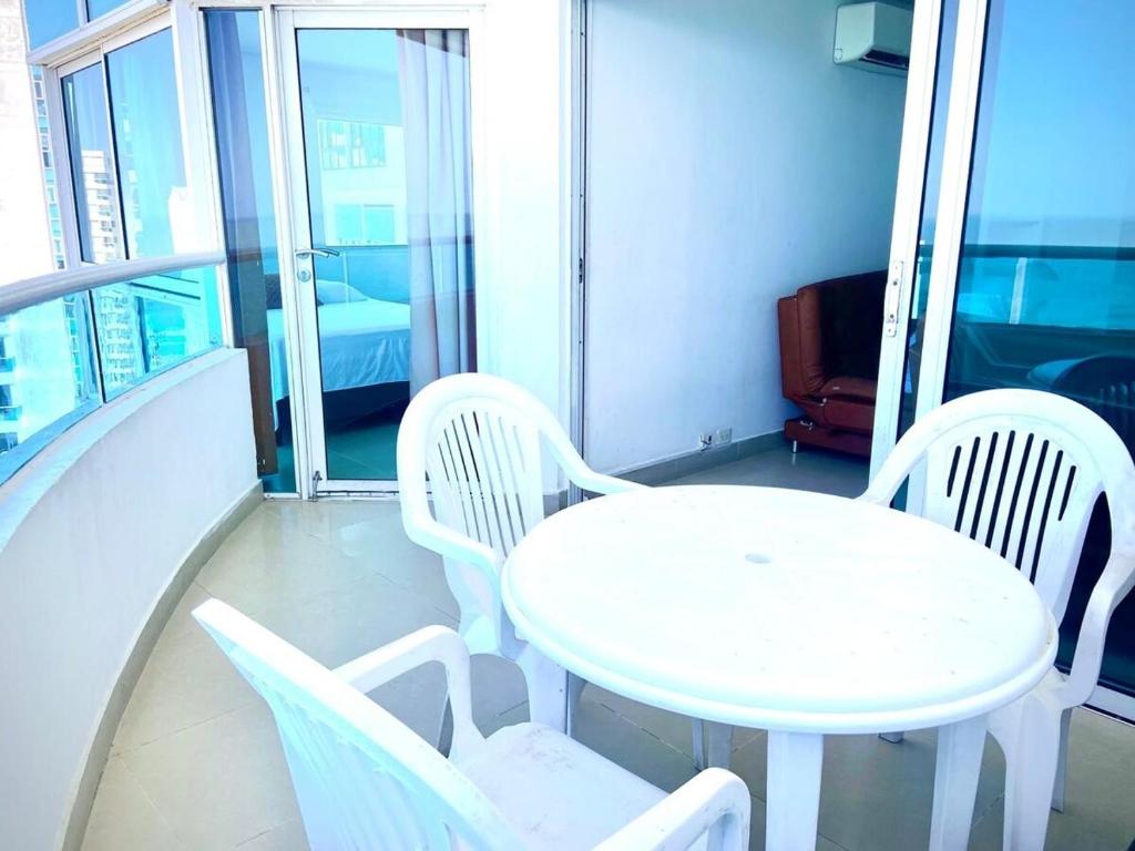 bello apartamento en el laguito - 3