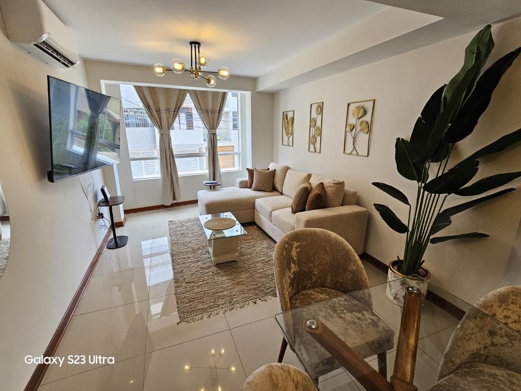 Departamento de 3 habitaciones con aire acondicionado en 2do piso - 4