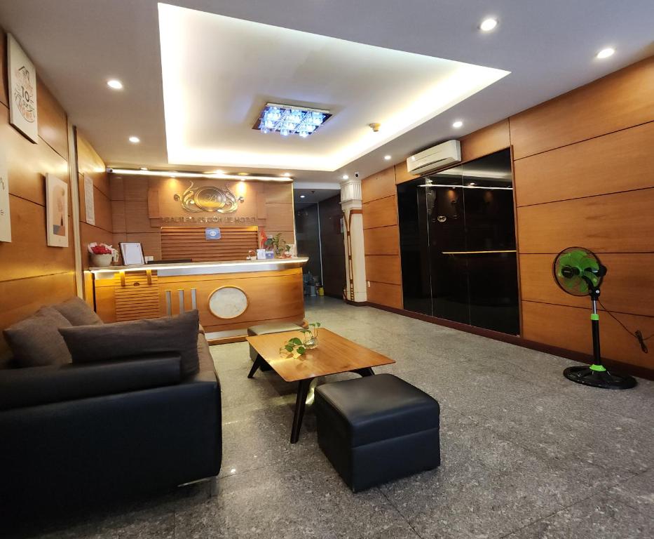 BEAUTIFUL  SAIGON HOTEL