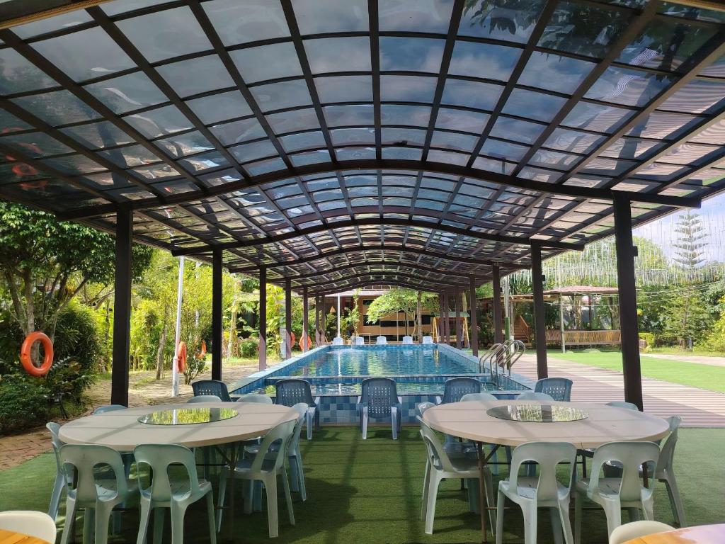 Chan's Smart Living Inn                                                                         