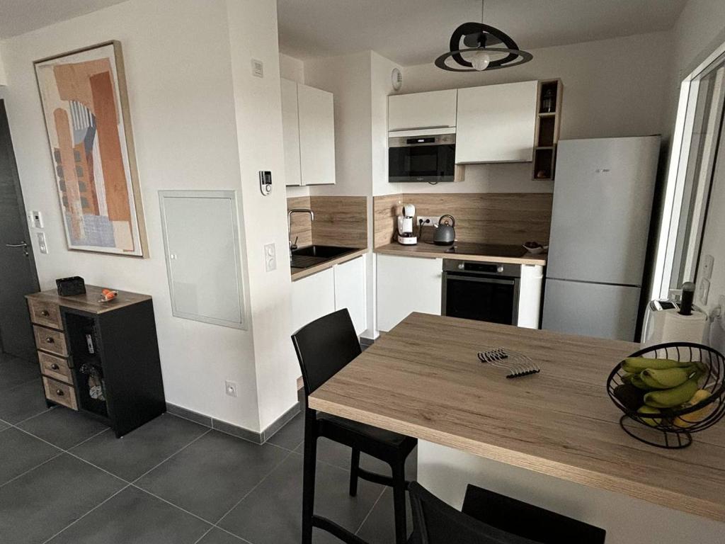 Appartement T2 vue mer et citadelle - 3