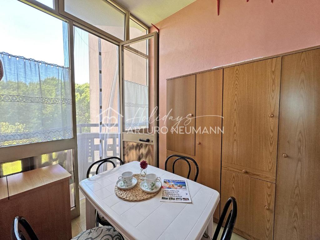165 - RESIDENCE CONERO a Marcelli- Trilocale al 3 piano con ASCENSORE, 2 PISCINE, PARCO GIOCHI e 2 CAMPI DA TENNIS - CLIMATIZZATO, SPIAGGIA AL WHITE BEACH CLUB INCLUSA - 4