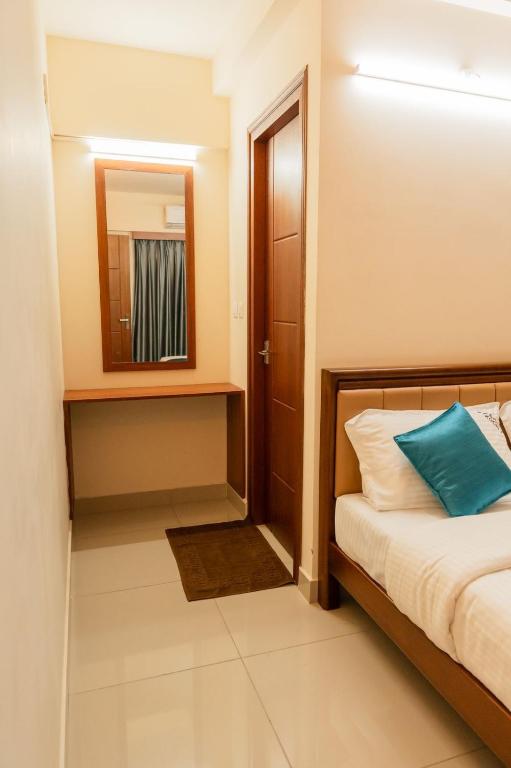 Manowa Groups, Ernakulam