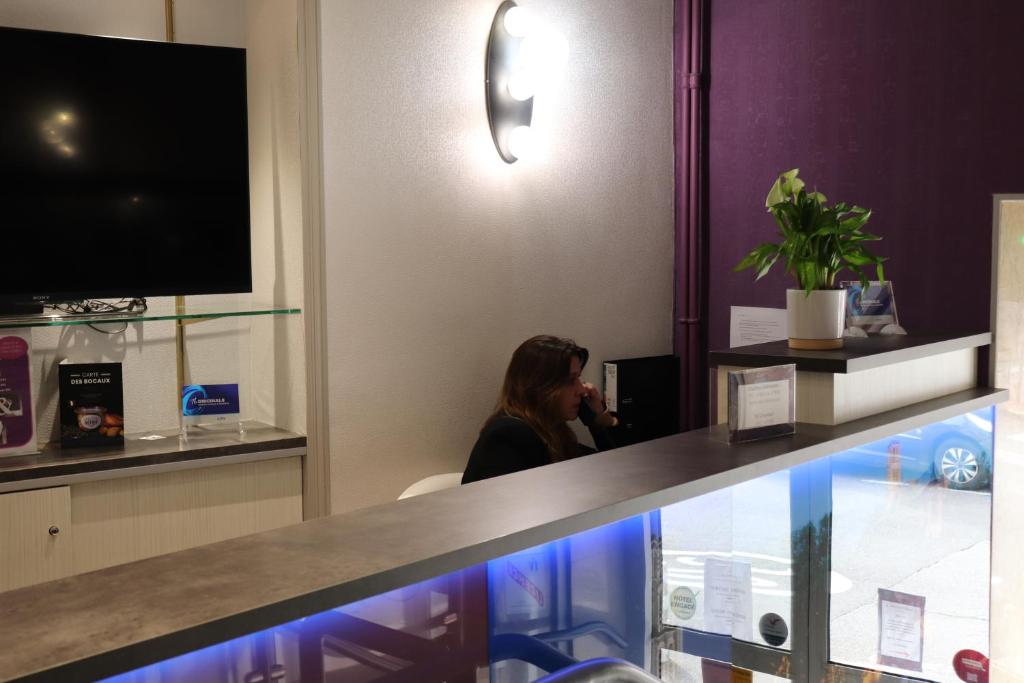 フロント・ロビー