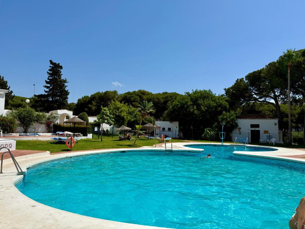 Sea Views Studio Calahonda - EaW Homes - 3