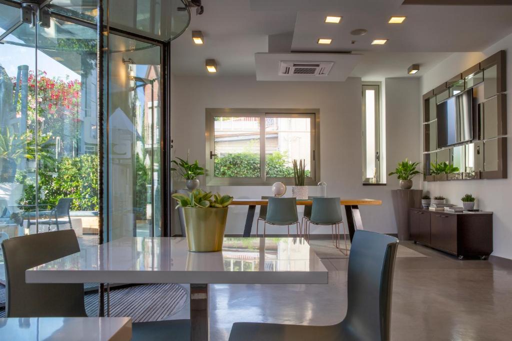 The One Hotel - Designed for Adults - Pet lovers - 2