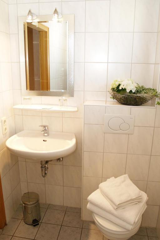 Hotel Haus Gertrud photo