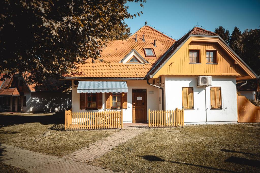 POČITNIŠKI APARTMAJI - Sunny apartment in Moravske Toplice, Moravske Toplice