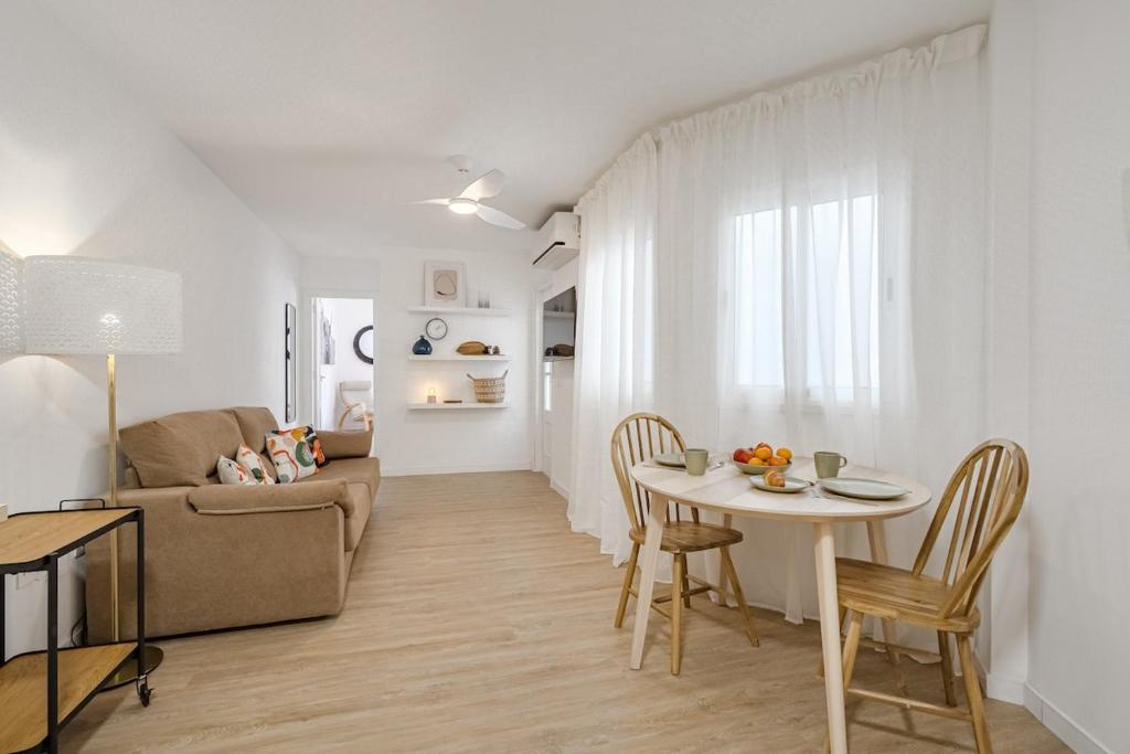 Central apartment with AirCon, Puerto de Santiago