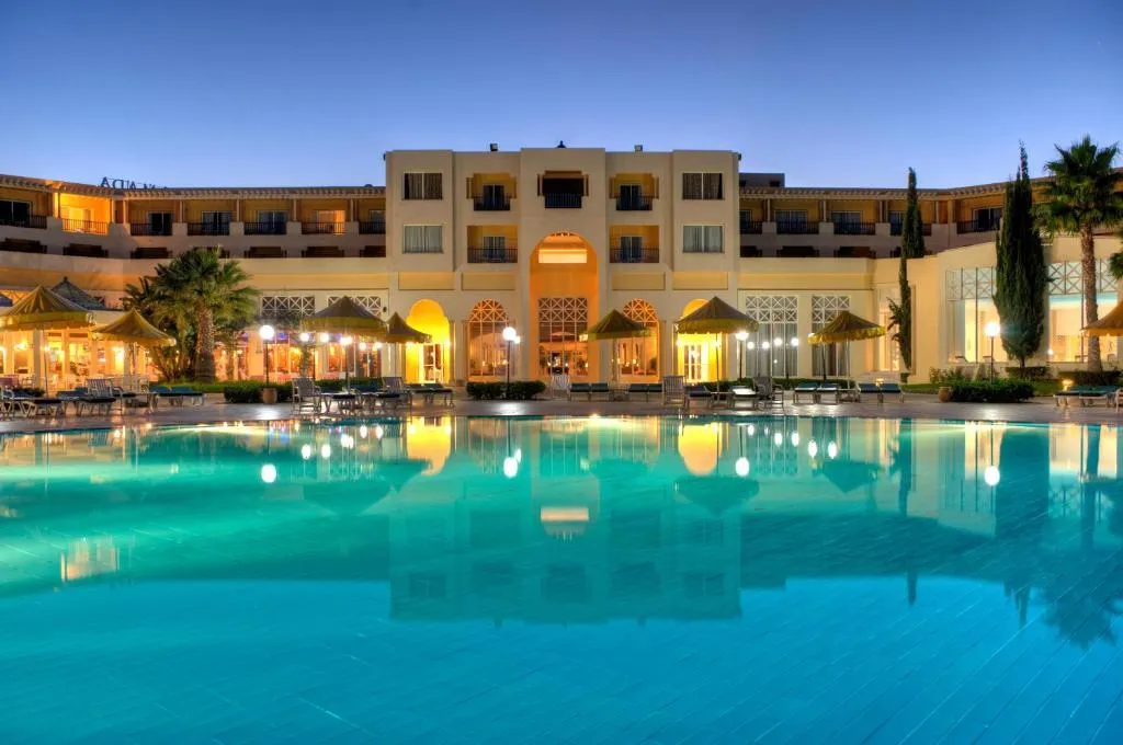 Verdi Tunis Beach Resort，位于迦玛特的酒店