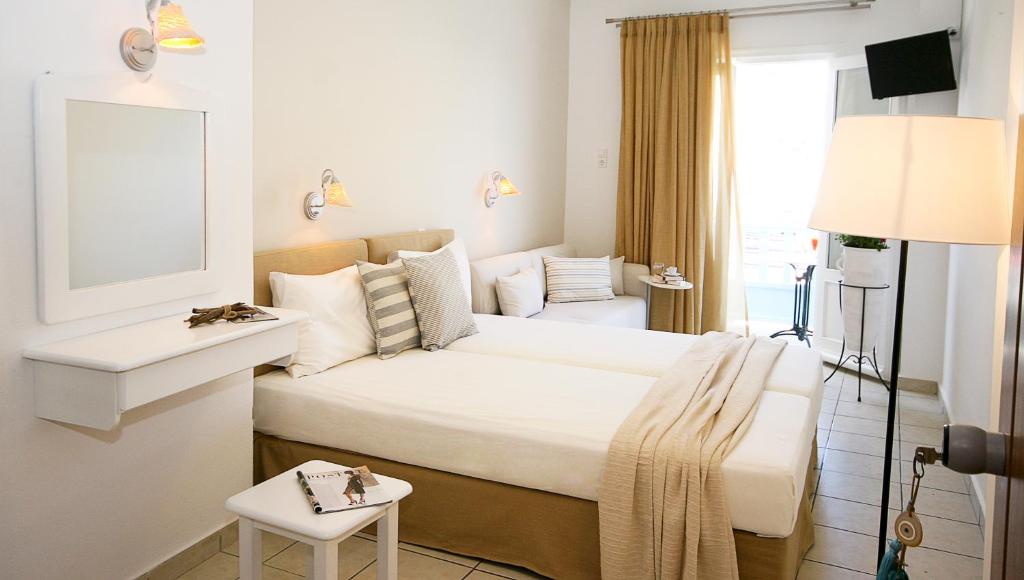 Paradissos Hotel photo