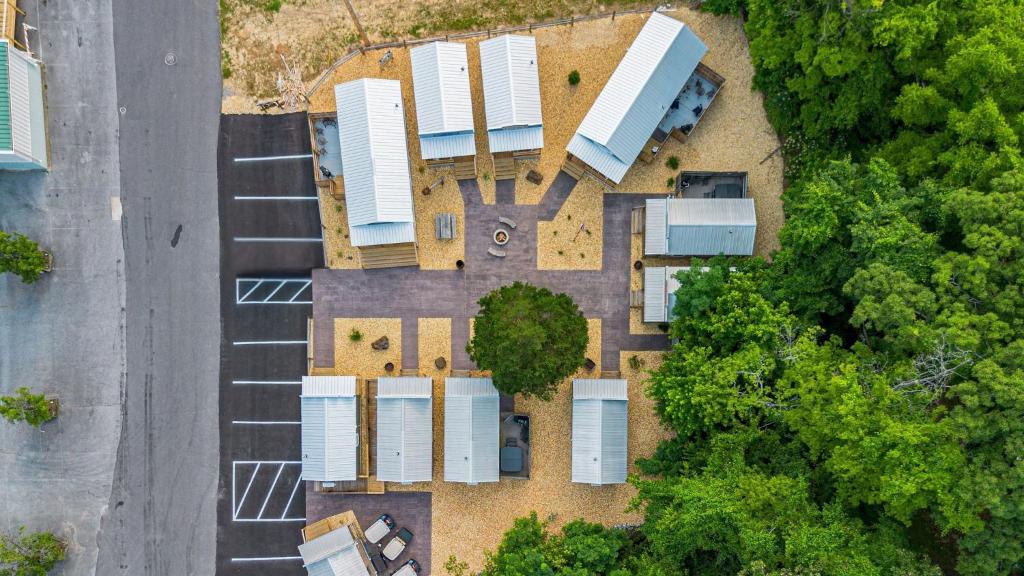 The Outpost, Grand Rivers