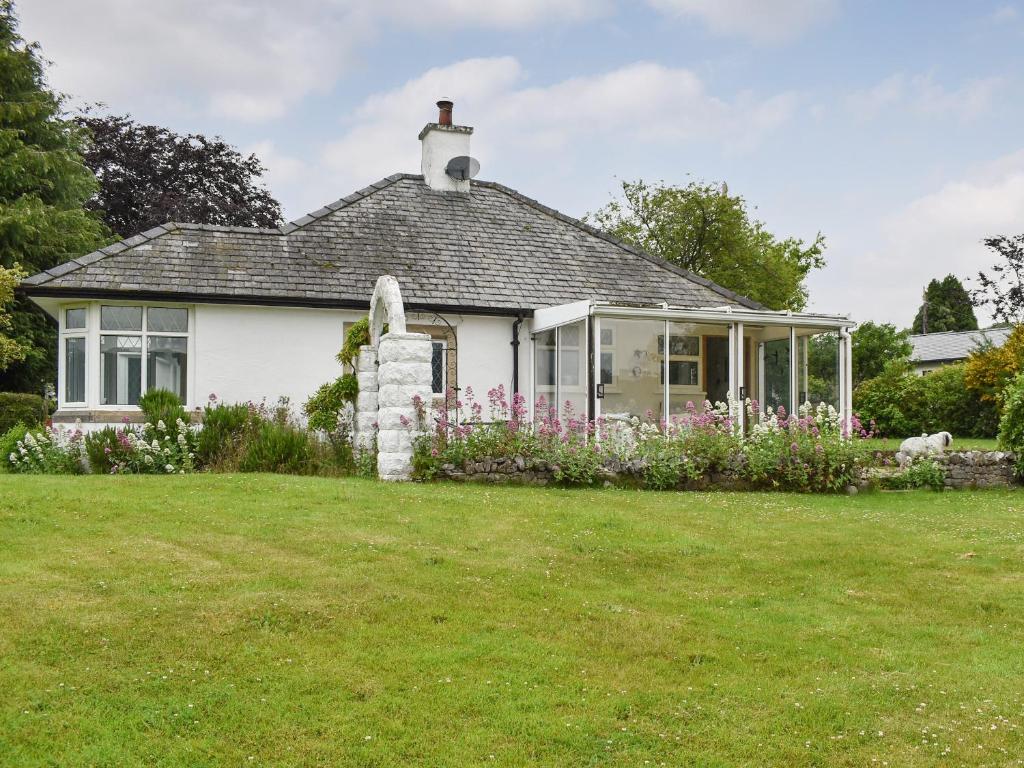 Aelybryn, Llangelynin