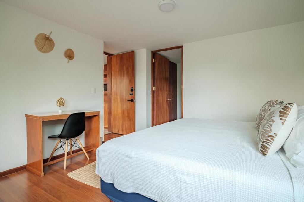 Senda Stays Oasis Pool House - 4BR, Next to Roma Sur - 4