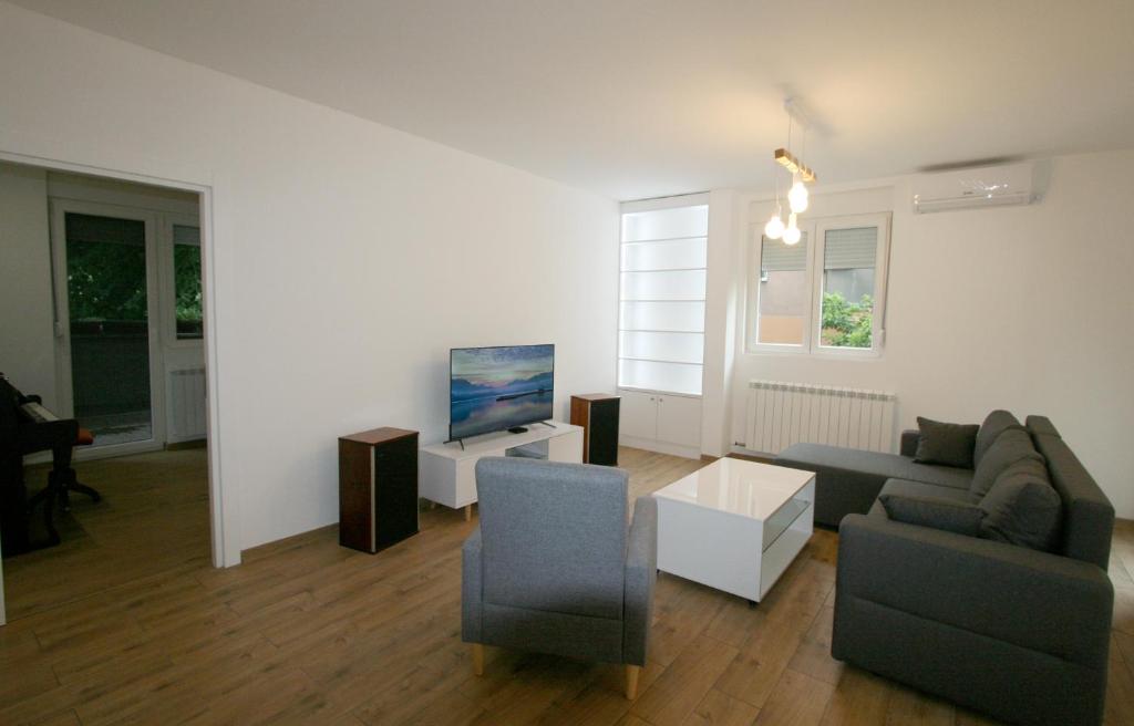 Ada Lake new apartment - 2