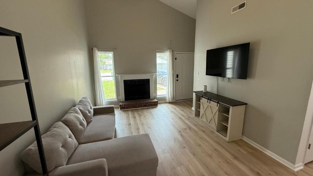 Cozy 2BR Hideaway - I Heart Jacksonville, Jacksonville