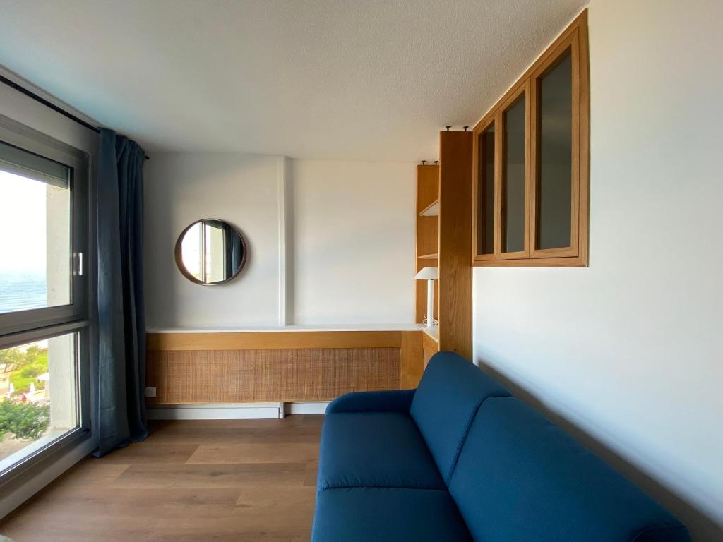 T2 Apartment Eugenie Ocean View Grande Plage and Pool - 3
