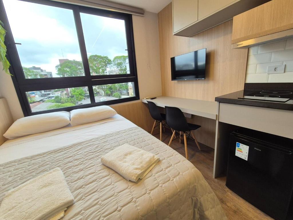 ECS413 Studio com ar condicionado no Centro Cívico, Curitiba