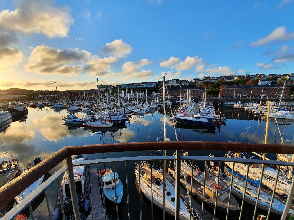 Marina Retreat, Milford Haven