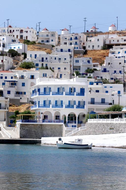Paradissos Hotel photo