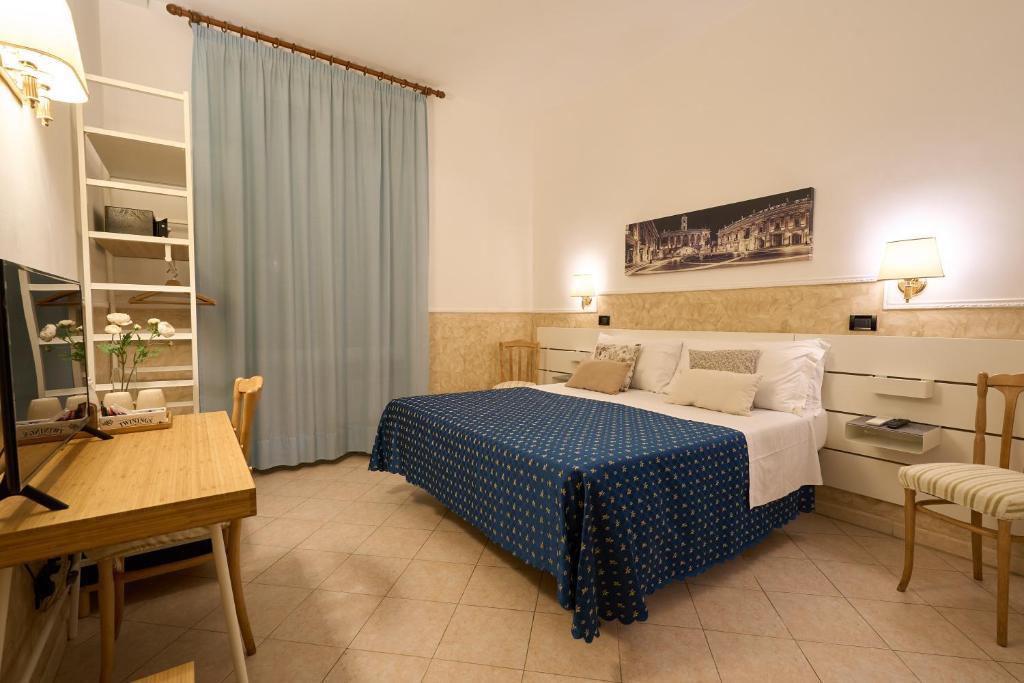 Hotel Ascot - 3